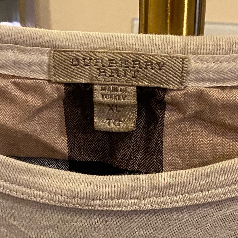 Burberry pocket tee shirt